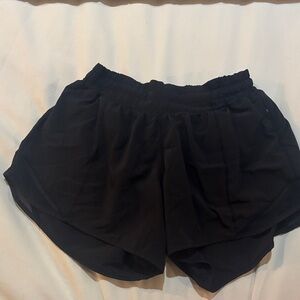 Lululemon Athletica Black Hotty Hot Lined Shorts 4 inch